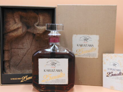 Karuizawa 25 Malts Rare Old Japanese Malt Whisky