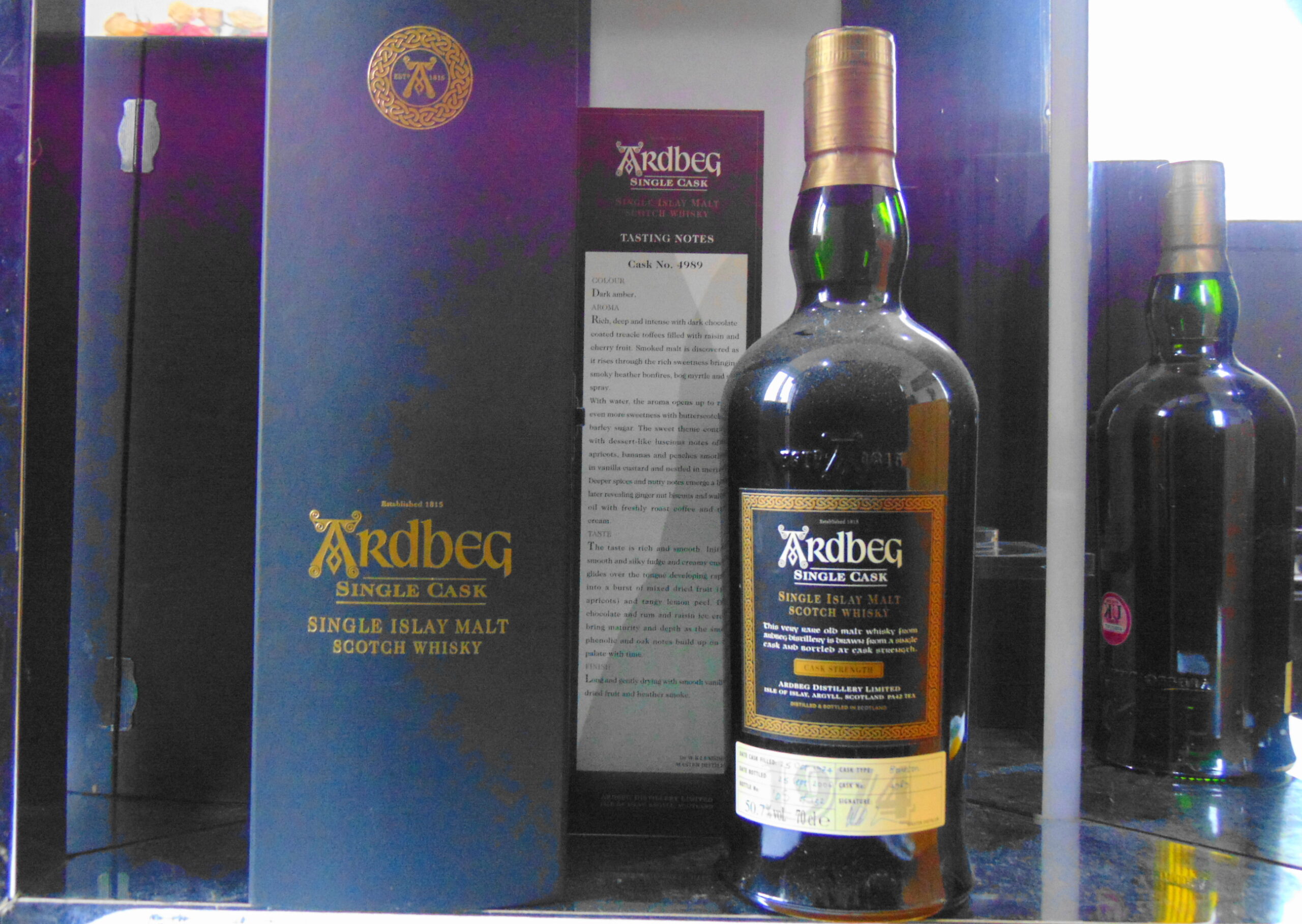 DSC00799.jpg ARDBEG 1974 SINGLE CASK 4989 31 YEAR OLD SINGLE MALT WHISKY