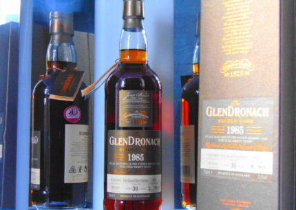 GLENDRONACH 30 YEAR OLD 1985 VINTAGE BOTTLE NO.2 SINGLE MALT WHISKY